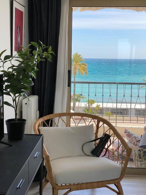 Le Garavan-Vue Mer-Plage-Clim-Terrasse Menton Exterior foto